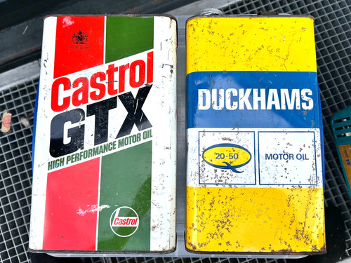 Period oil cans - x,