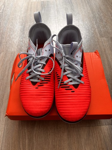 Used kids size uk nike - 1.5,