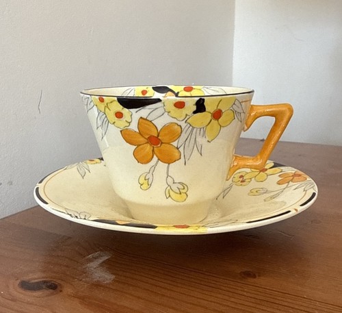 Vintage art deco 1930s - art, crown