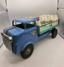 Vintage 1950s Triang Milk