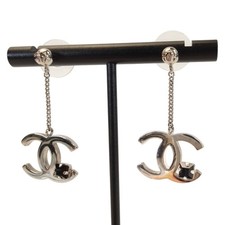 CHANEL CC Logo Dangle Earrings