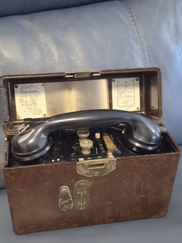 Ww2 german field phone model - field,