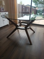 Round Glass Dining Table 140cm