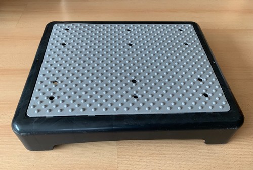 Anti slip door half - anti, step