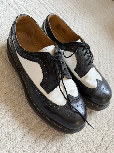 Doc marten wing - marten, tip