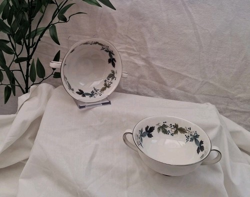 Royal doulton burgundy tc1001 - royal,
