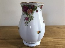 Royal Albert Old Country Roses Vase 17cm H 1962