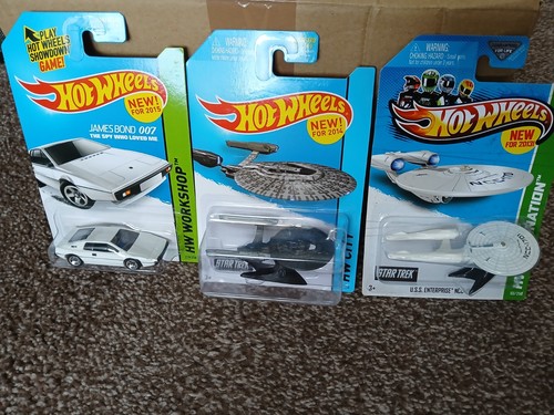 Hotwheels james bond lotus - hotwheels,