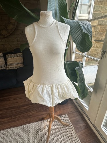Divided cream sleeveless - divided,