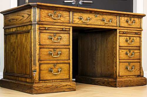 Large antique style - large, oak