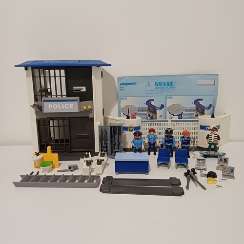 Playmobil police headquarters - playmobil,