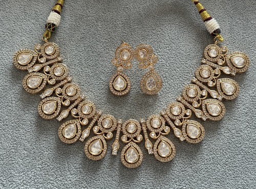 Kundan jewellery set - kundan,