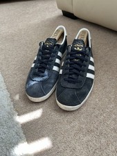 Men’s 2012 Blue & White Adidas London Trainers Size 9 UK