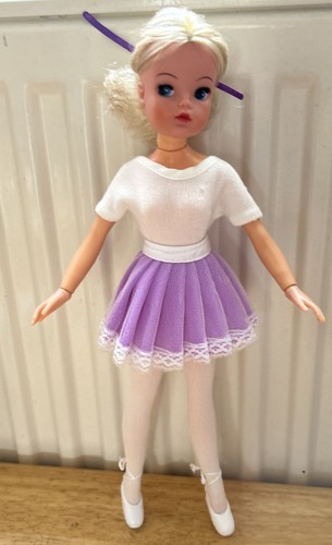Vintage sindy ballerina - vintage,