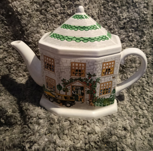 Ringtons teapot 1980 house - 1980's,