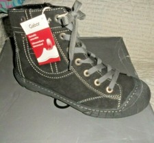 New Gabor ~ Art to Wear ~