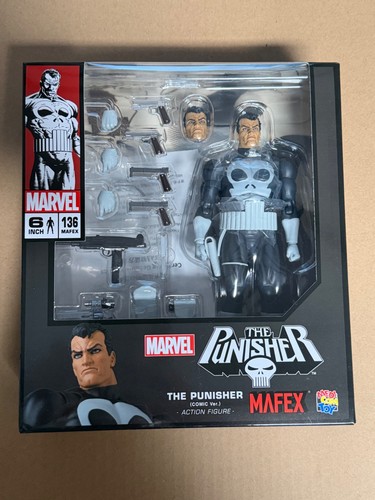 Official medicom toys mafex - toys,