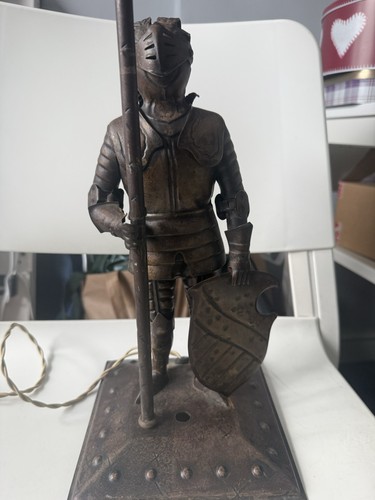 Arts crafts knight patinated - arts,