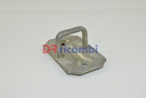 Front door hinge side pair - front,