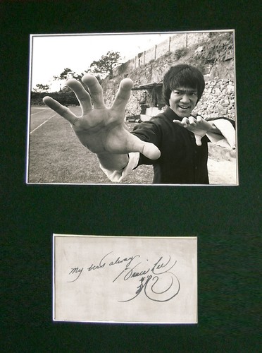 Bruce lee signed mounted - bruce,