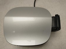 FORD FOCUS FUEL FILLER FLAP