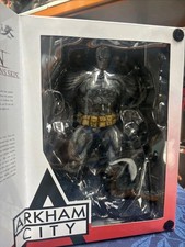 Play Arts Kai Arkham City No4