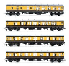 HORNBY 'OO' GAUGE RAKE OF 4