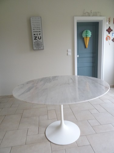 Marble table knoll - marble,