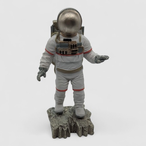 Astronaut figurine statue - figurine,