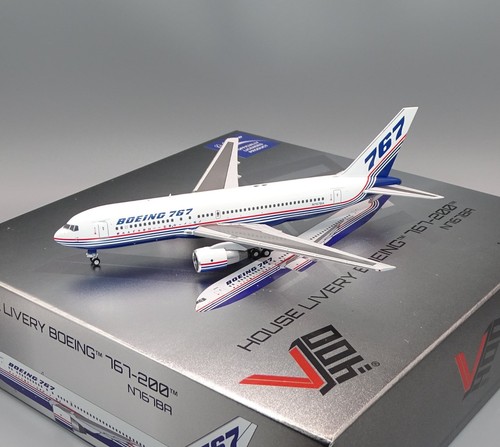 400 the boeing - 400 1:400,