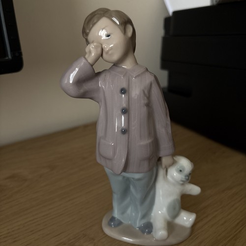 Nao lladro sleepy head - lladro, boy