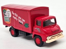 Vanguards 1/64 Ford Thames Trader Van Brooke Bond PG Tips VA6002 Diecast Truck