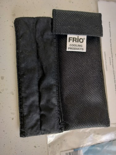 Frio cooling wallet travel - cooling,