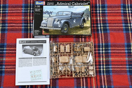 Revell german staff car - 1/35,