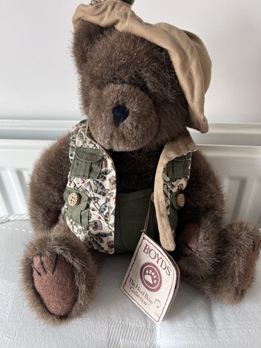 Boyd bear orvis fisher with - bear, t