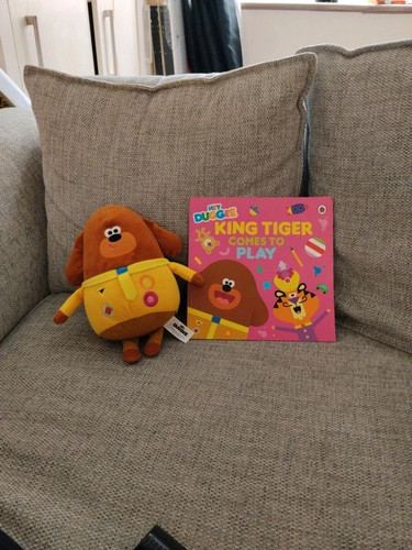 Hey duggee talking - hey, toy