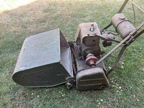 Atco lawnmower vintage - 14”,