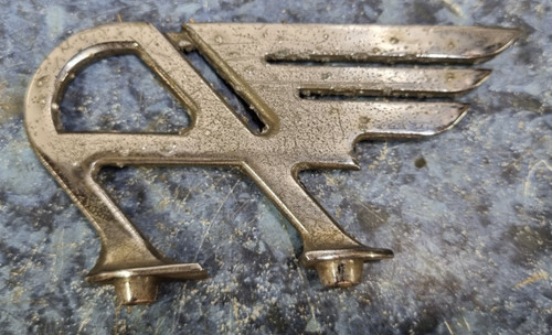 Bonnet chrome emblem - chrome, to