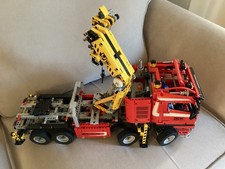 LEGO TECHNIC: Crane Truck 8258