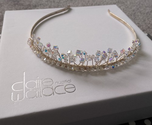 Stunning crystal tiara box - stunning,