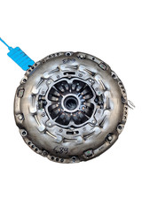 TOYOTA AVENSIS FLYWHEEL & CLUTCH KIT DUAL MASS D4-D 2.0 DIESEL MK3 2012 - 2015