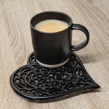 Woodside Decorative Kitchen/Dining Table Heart Shaped Vintage Cast Iron Trivet