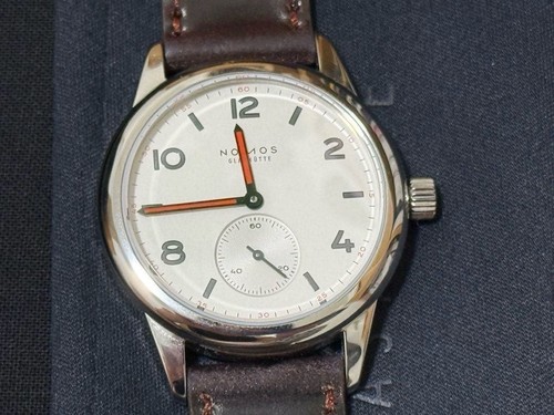 Nomos glashutte club manual - glashutte,