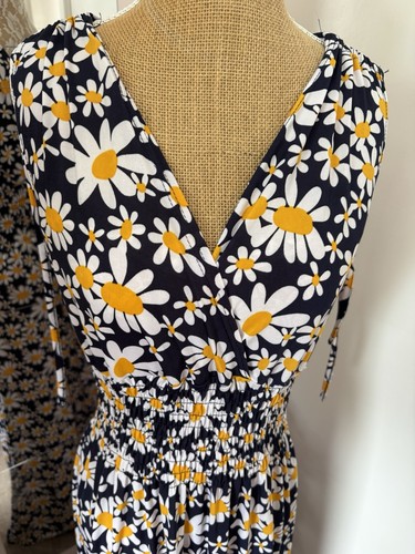 Pretty daisy neck maxi - 🌼, v-neck
