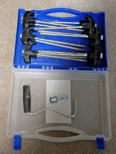 12pc screw tent - tent, pegs