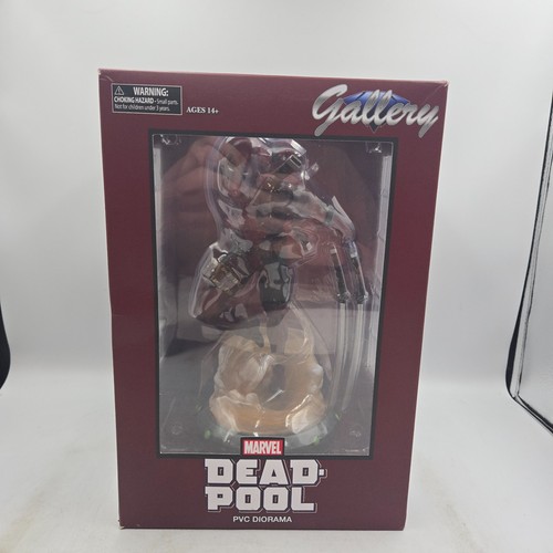 Diamond select toys - diamond,