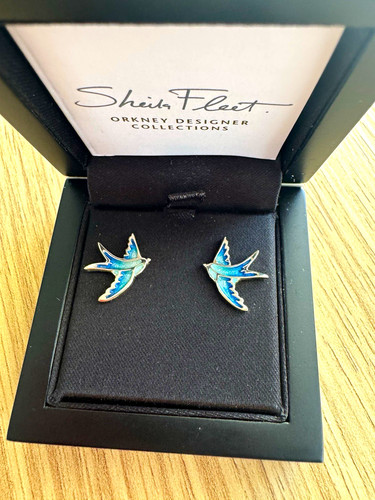 Sheila fleet swallows blue - sheila,