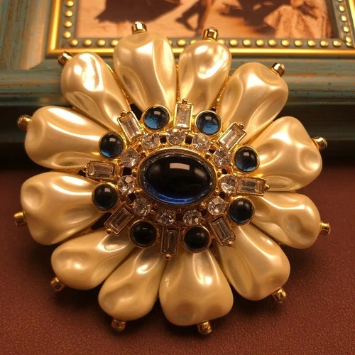 Vintage surrealistic elegant - surrealistic,