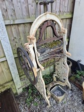 Victorian Cast Iron Mangle In