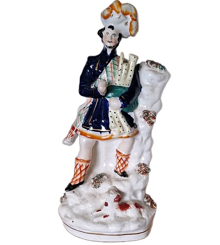Staffordshire figure bagpiper - staffordshire,